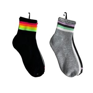 Ladies 6 pack ankle sock set, new! Perfect for spring 💐